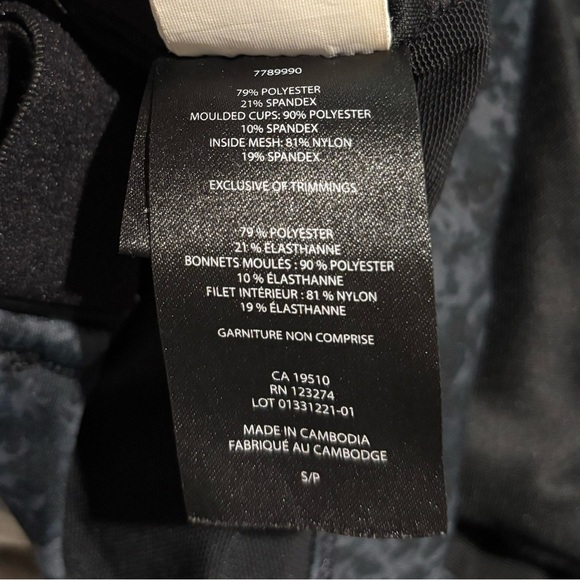 Lolë Sports Bra - Picture 8 of 9